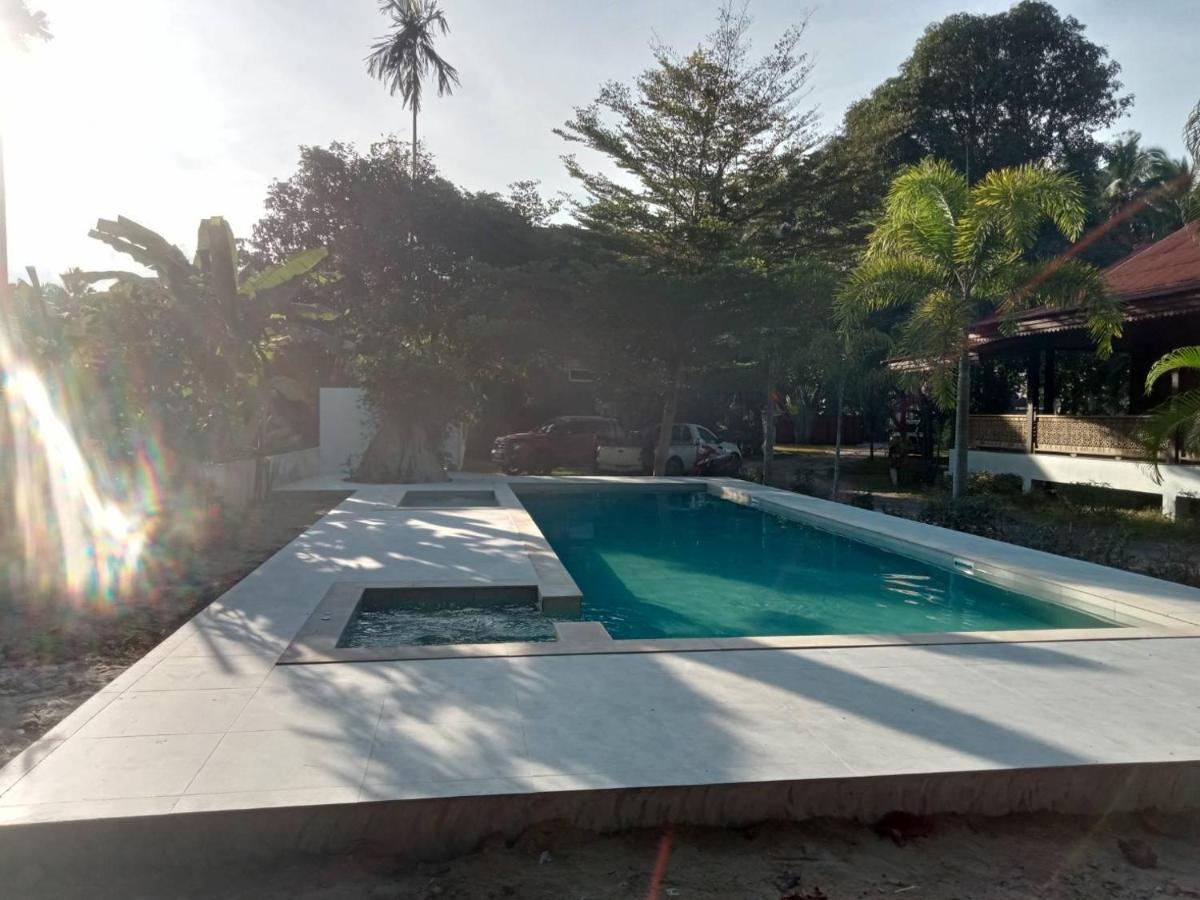 Baan Banyan Villa, Wood House Short Walk To Mae Nam Beach Экстерьер фото